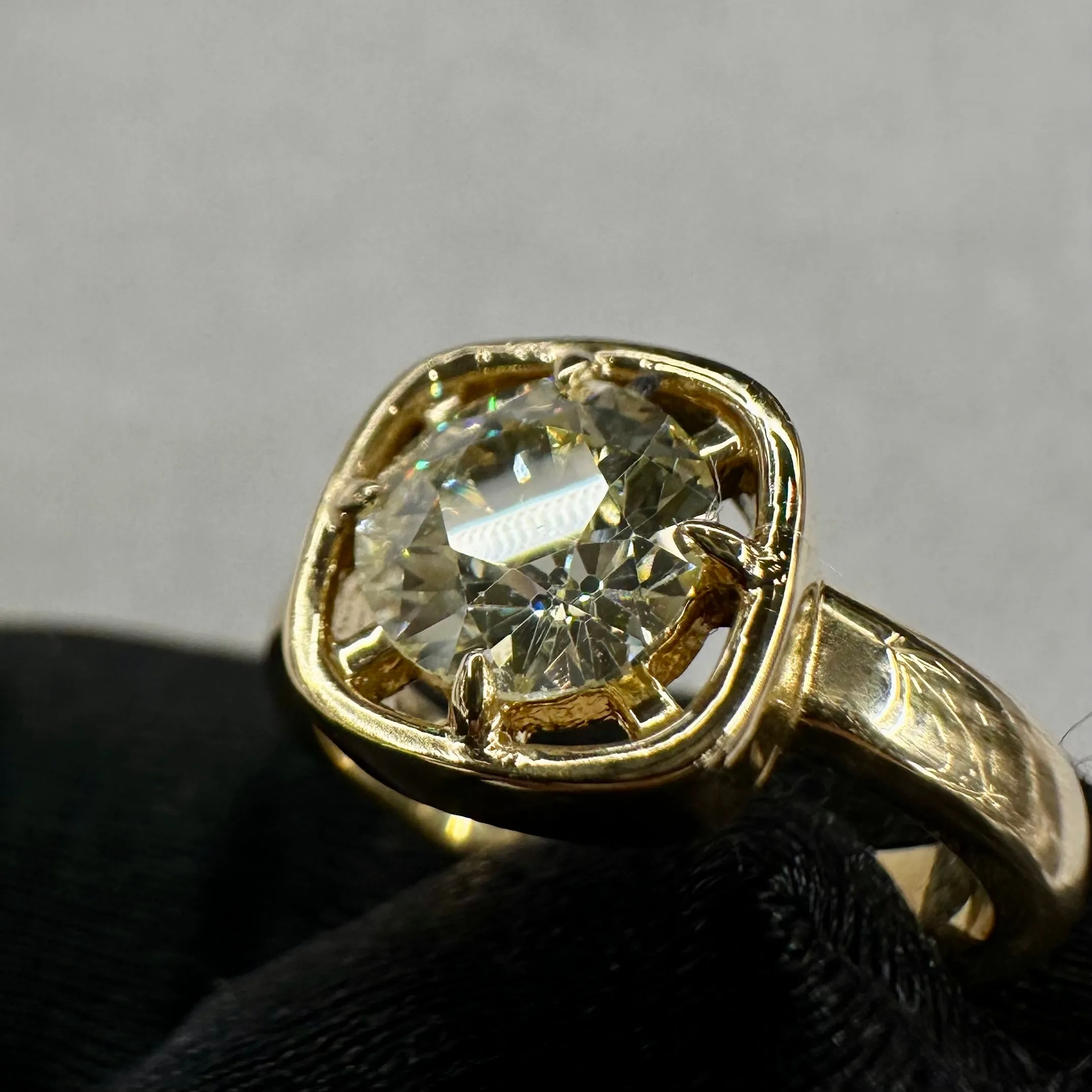 1.55CT J VS2 Old European Cut Diamond 18KT YG