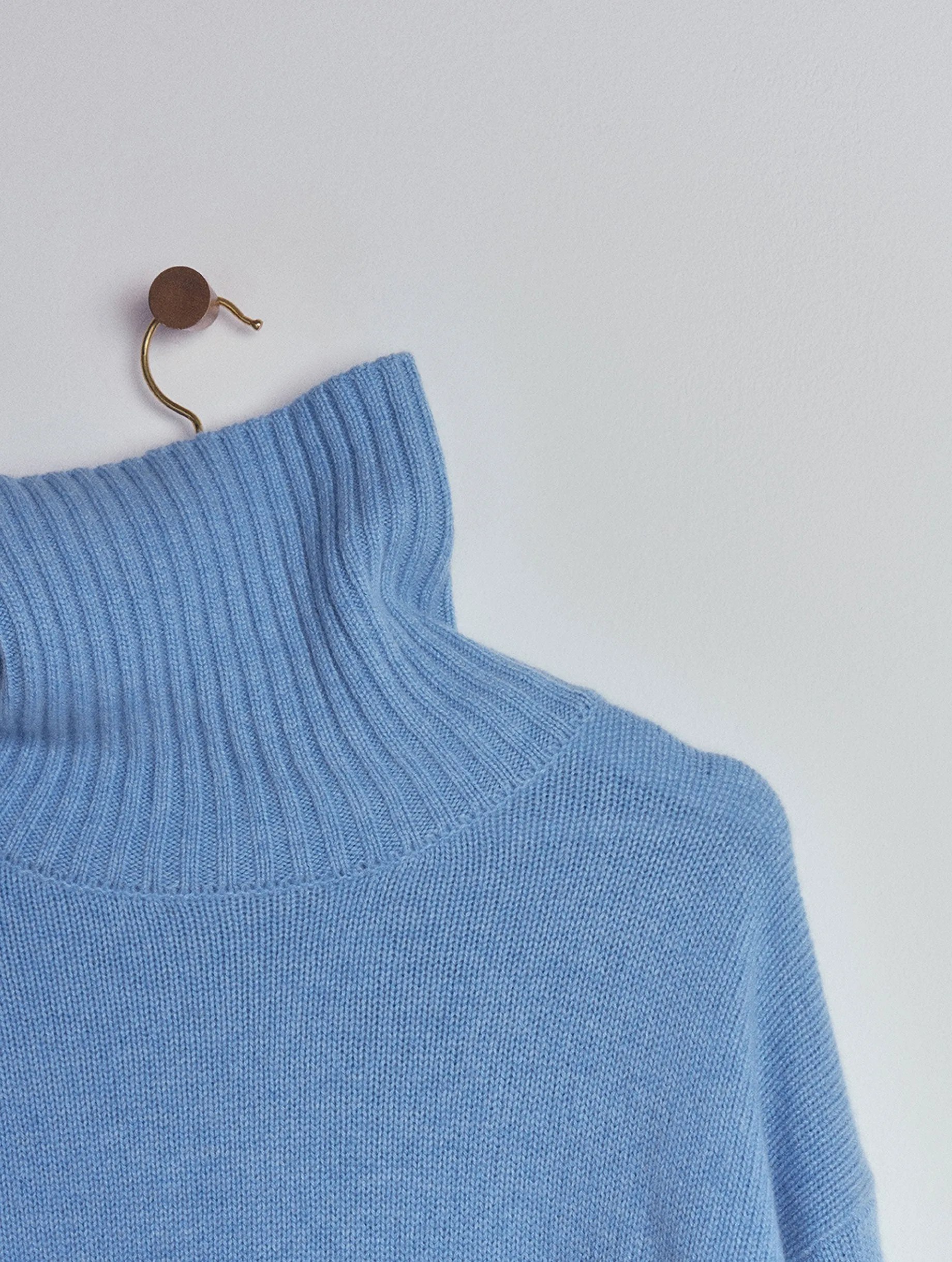 ADA Cashmere knitted turtleneck sweater Blue