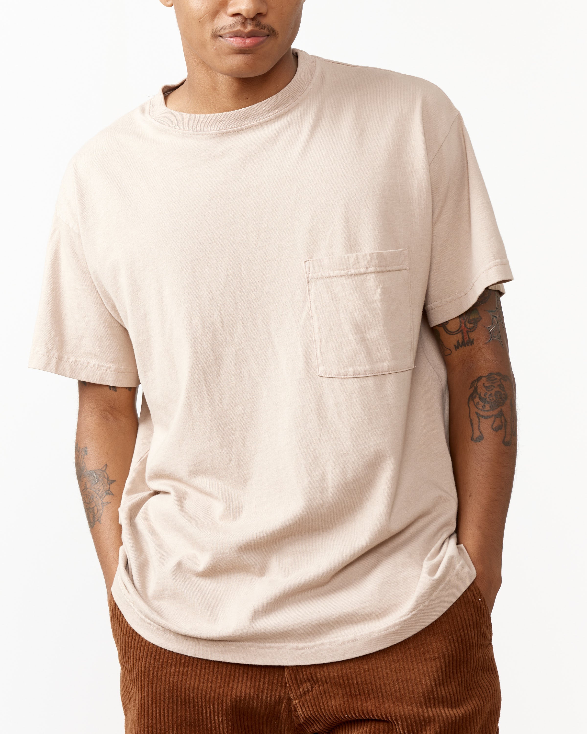 Big Pocket Tee in Taupe