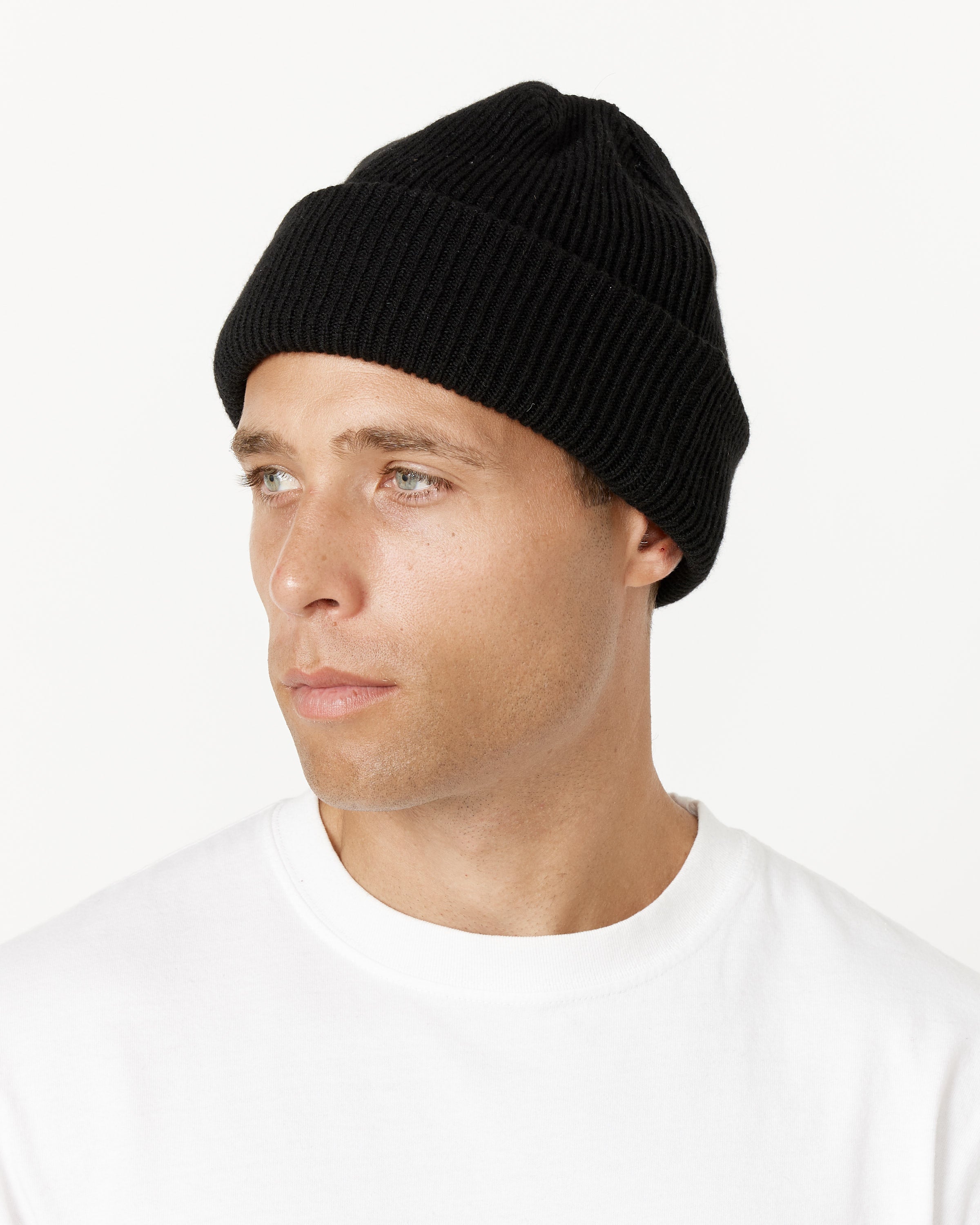 Cashmere Beanie in Black