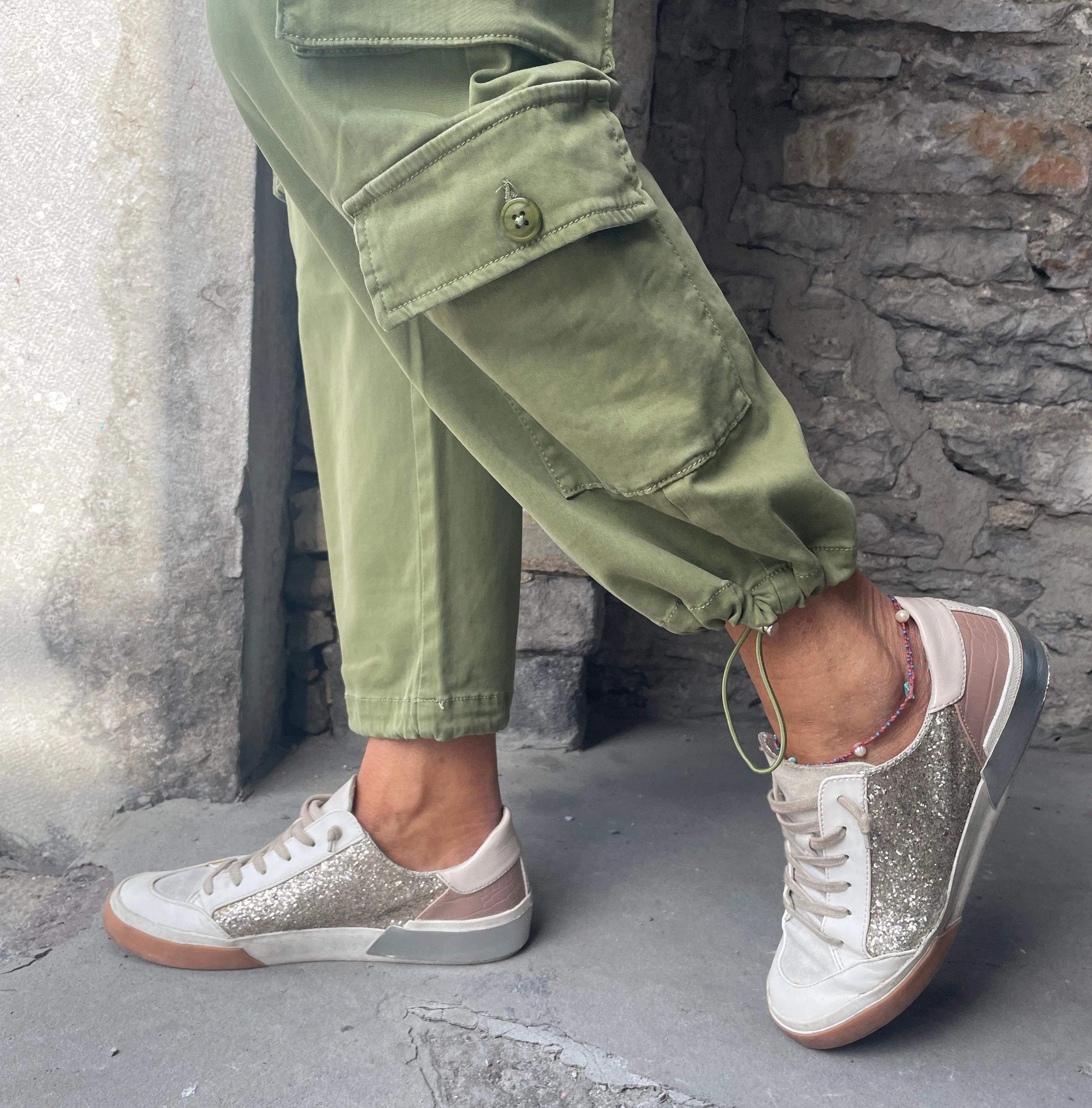 Hi Rise Cargo Pants with cinched bottom - Khaki Green