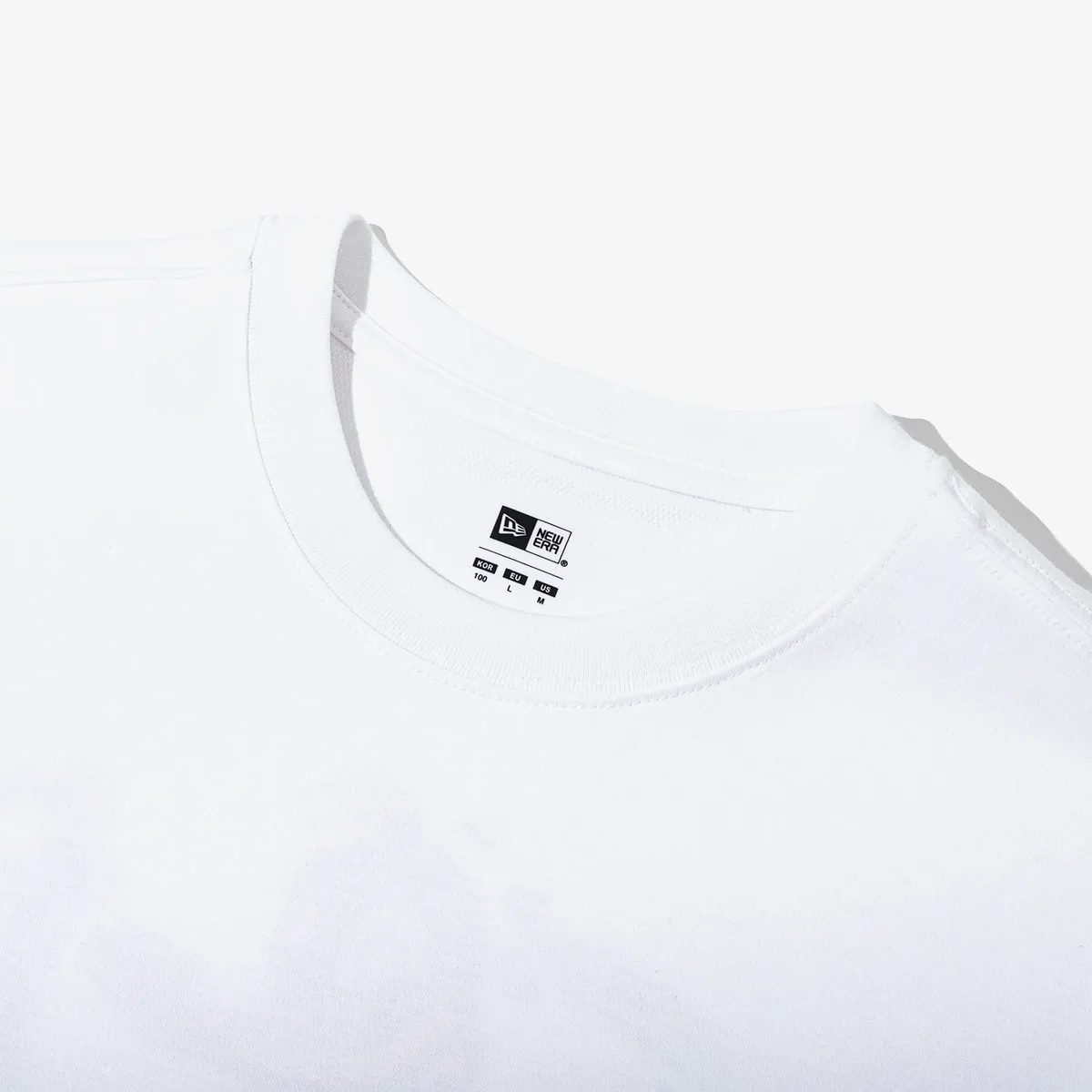 New Era  |Unisex Oversized Logos on the Sleeves Logo T-Shirts