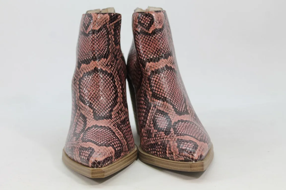 Vince Camuto Gigietta Women's Pink Snake Boots 6.5M(ZAP12929)