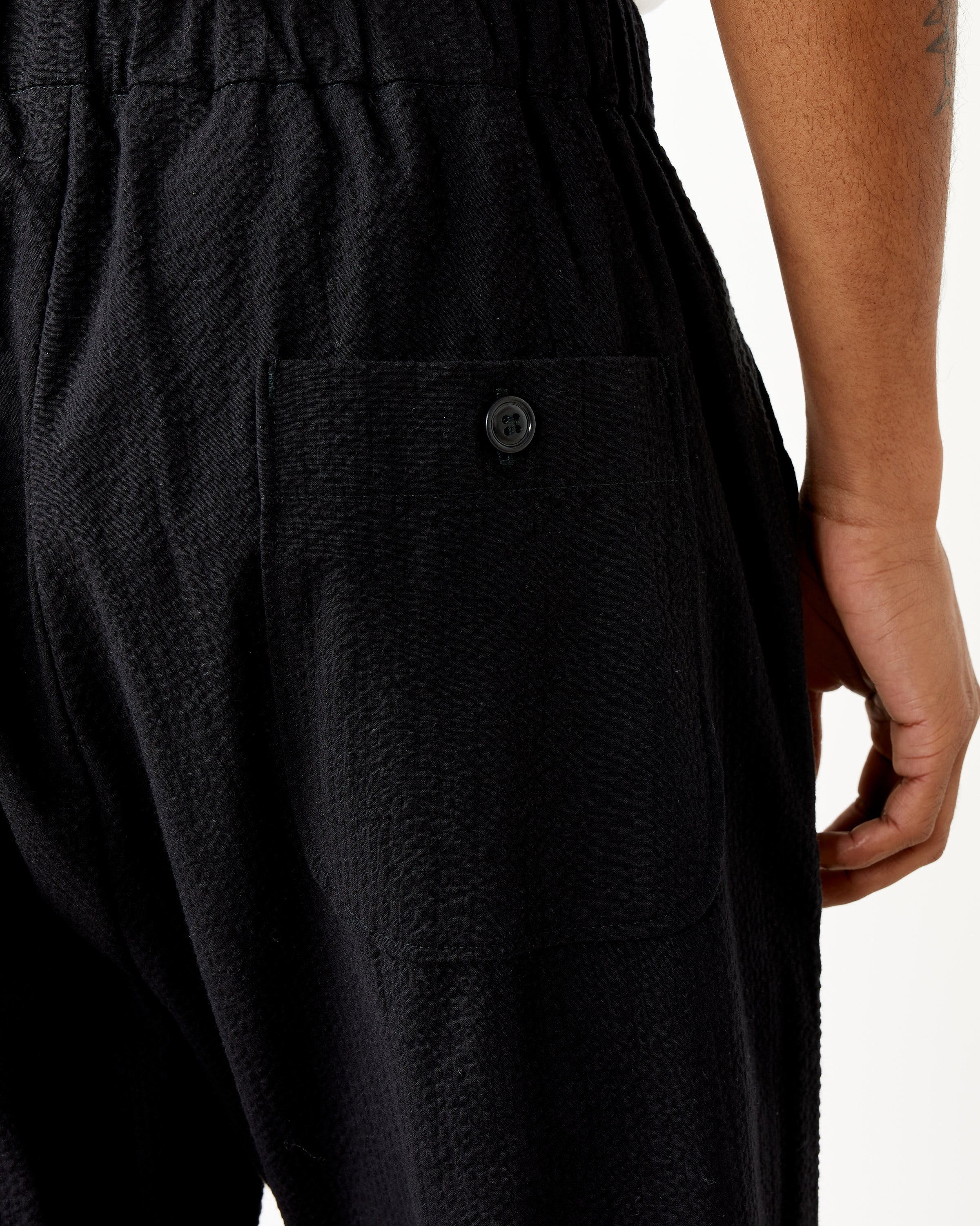 Yoyogi Seersucker Pant in Black